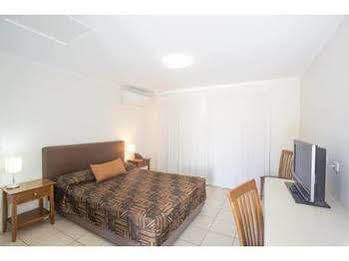 Swag Motel Middlemount Εξωτερικό φωτογραφία